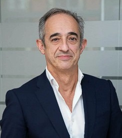 Retrato de Rafael Tripero, Socio