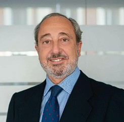 Retrato de Santiago Ulloa, Socio